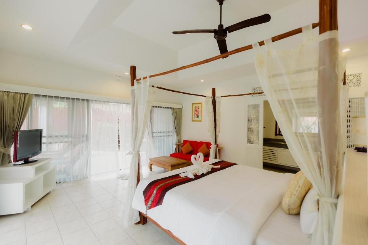 โรงแรม Raya Private Pool
