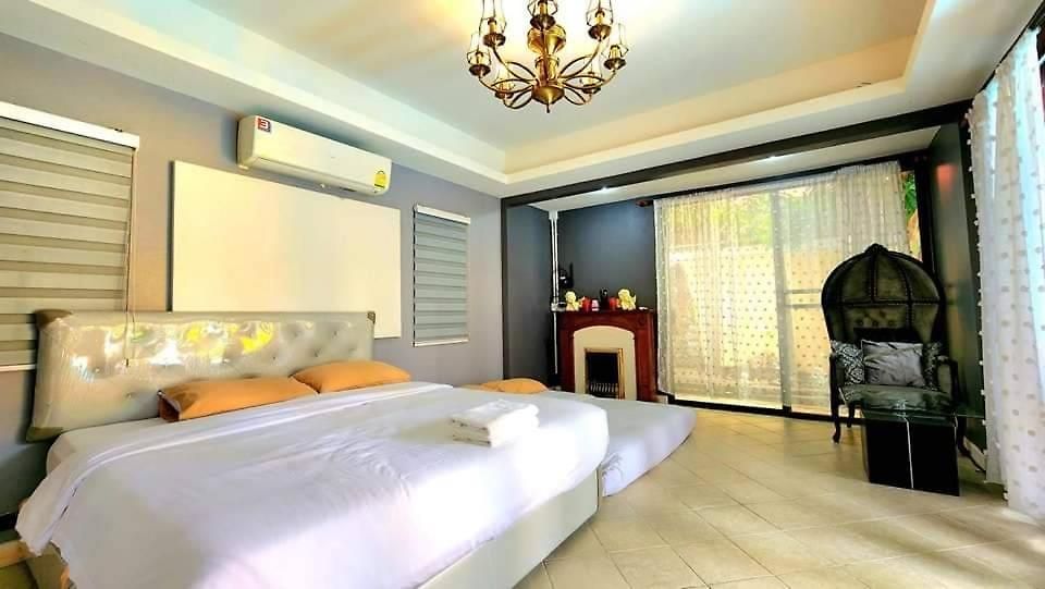 Rosewood Bali Style Pool 2 * Pattaya