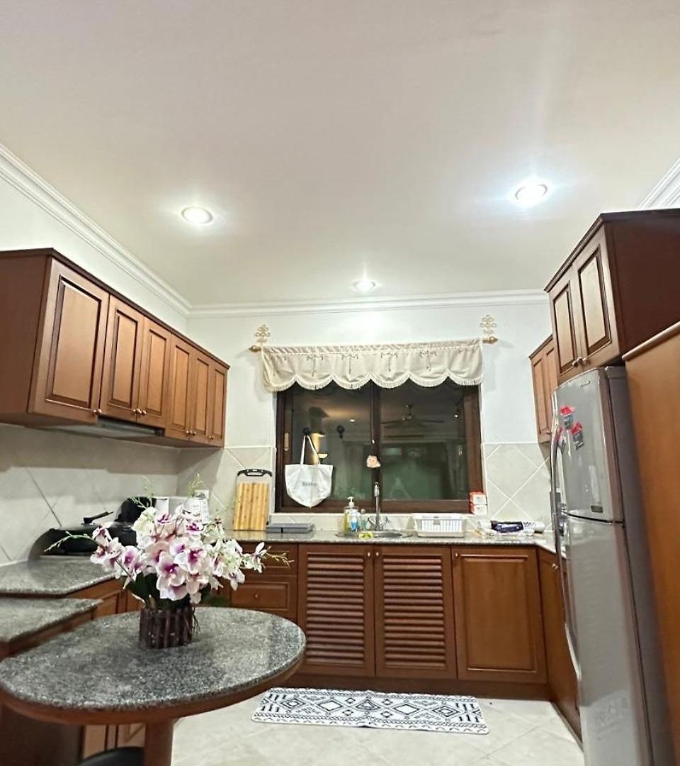 Luxury Semi-2bd Pool Near & Walking Street วิลล่า