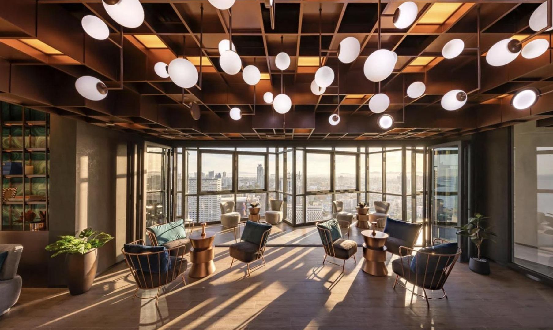 อพาร์ทเม้น Edge Pattaya, Luxury Place, High Speed Internet *