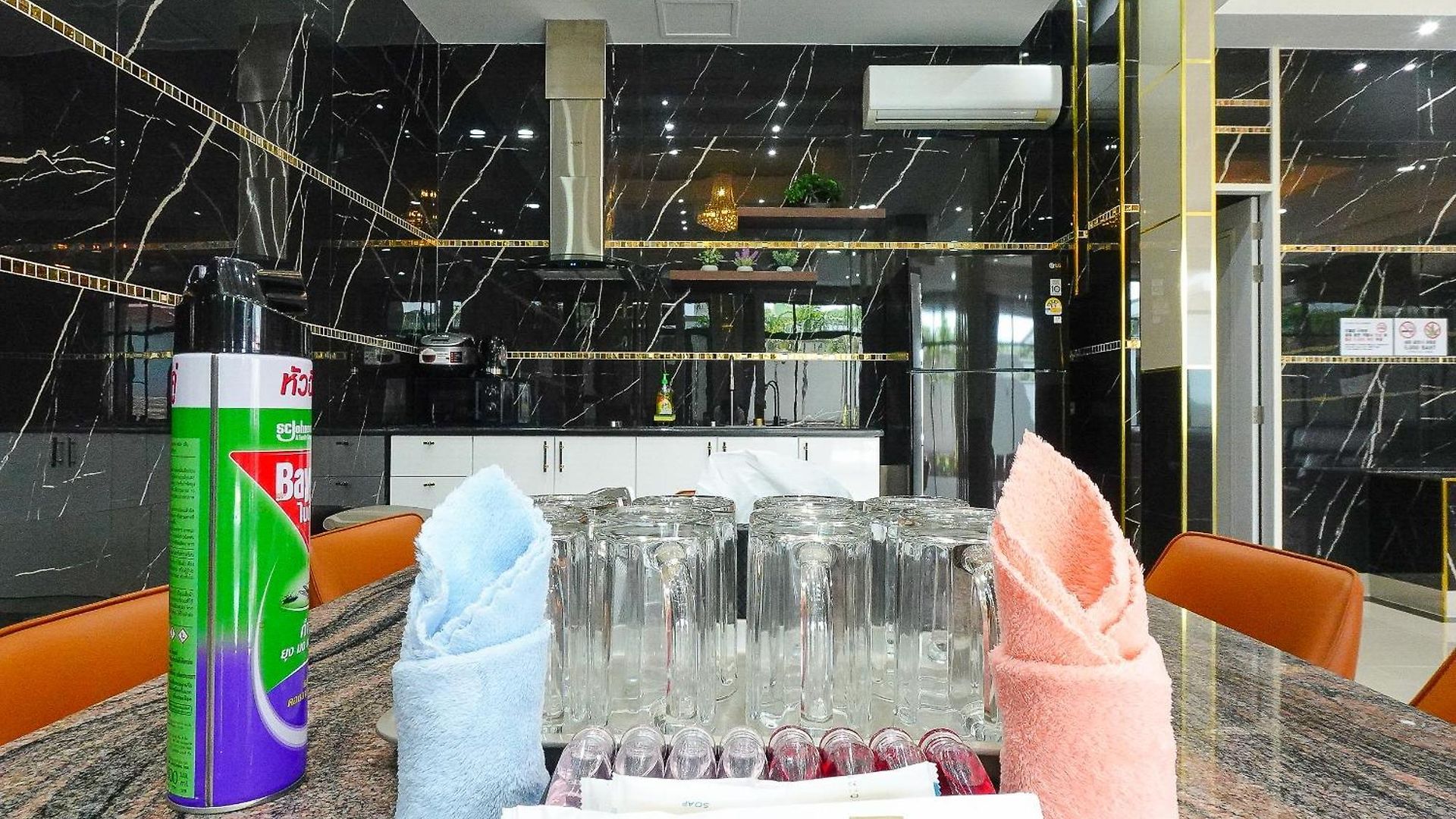 Pool วิลล่า