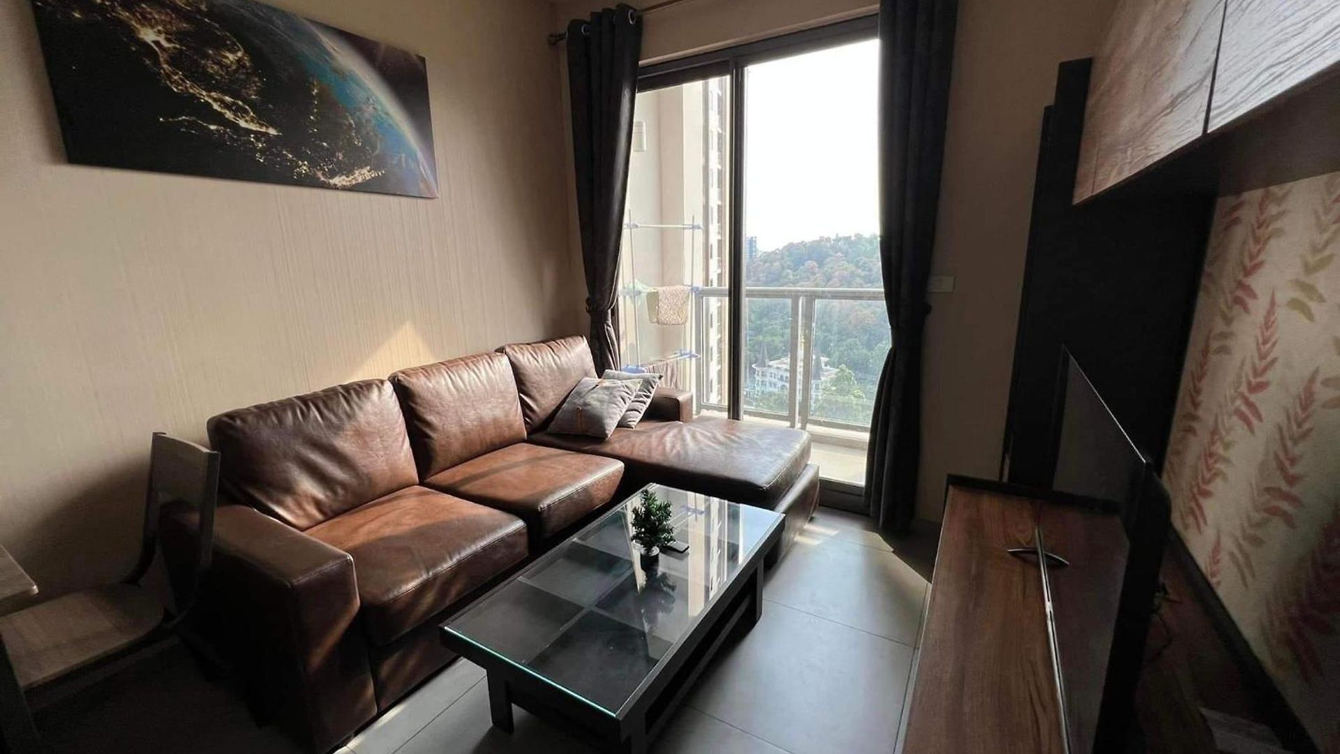 Unixx Near Walking Street * Pattaya