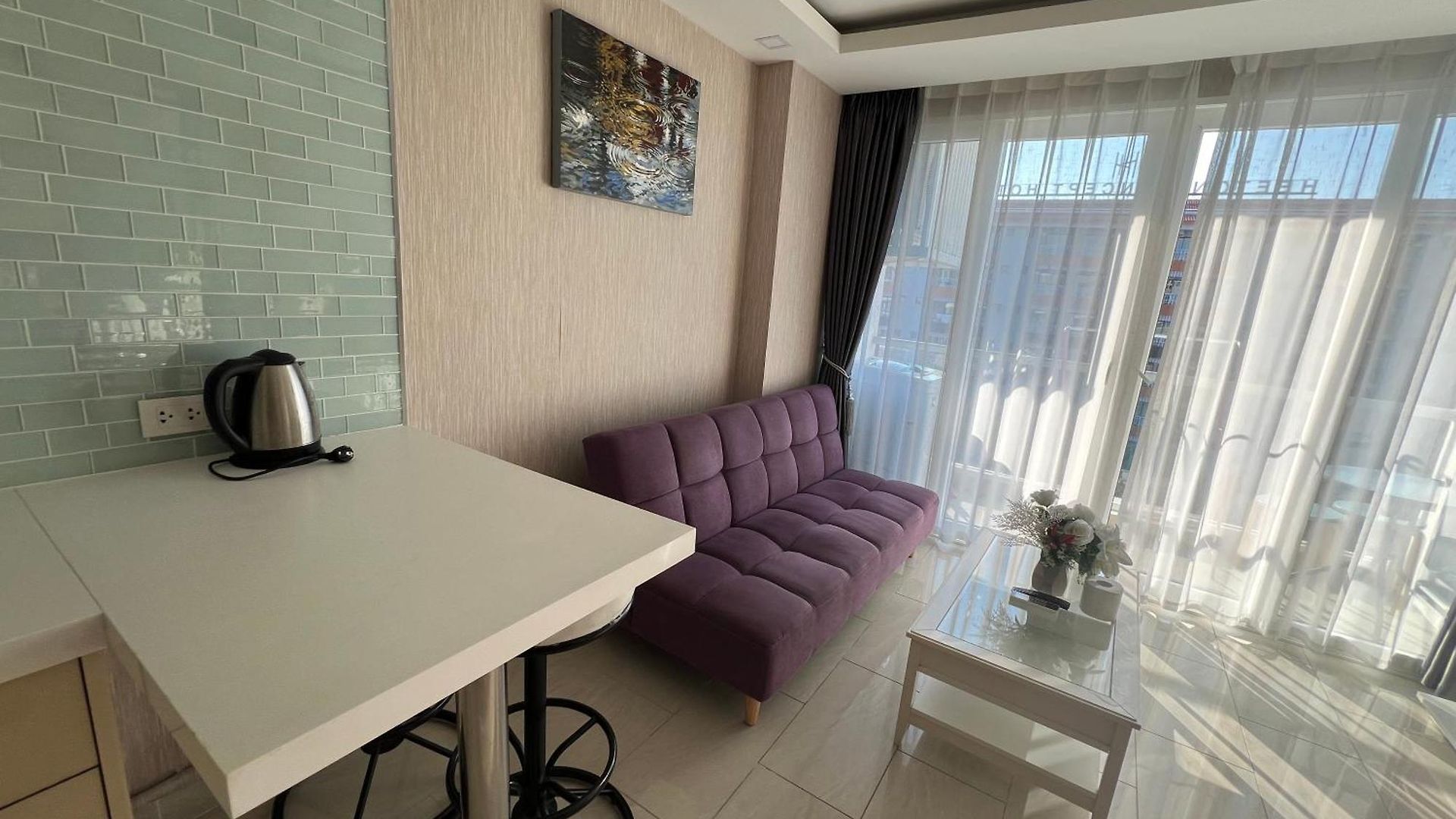 秘狗公寓grand Avenue Apartment Pattaya