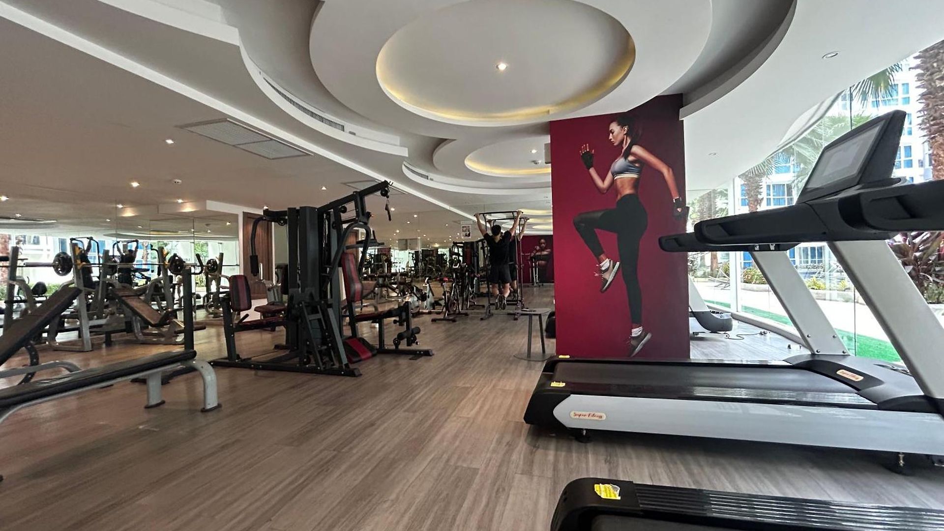 秘狗公寓grand Avenue * Pattaya
