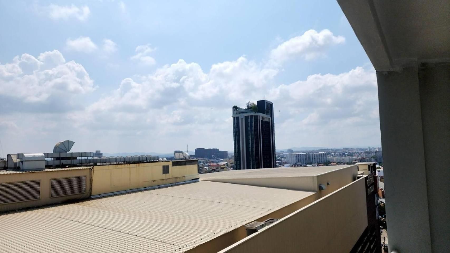 อพาร์ทเม้น View Talay6 Pattaya