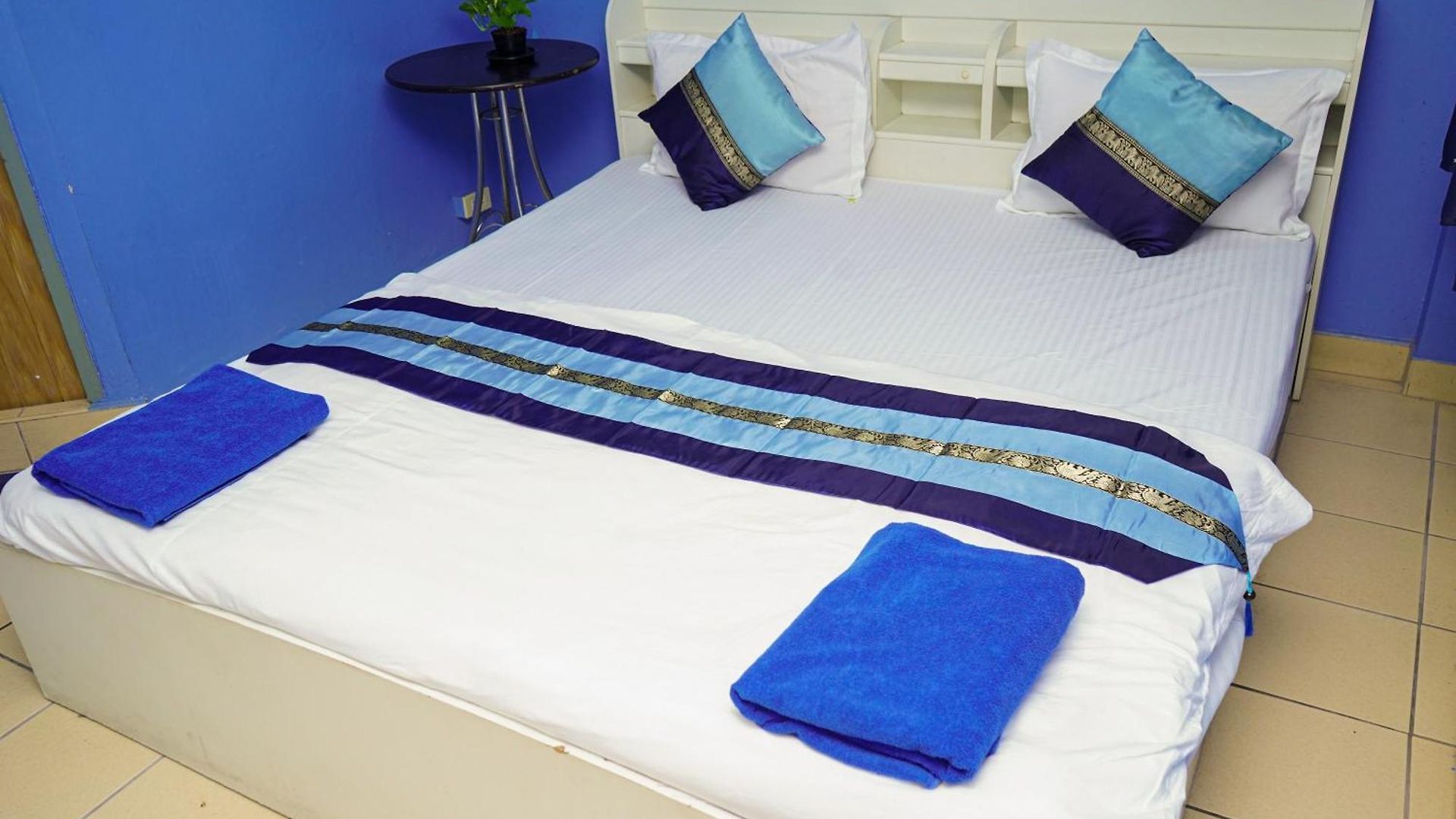 Marine Paradise Encore อพาร์ตโฮเทล Pattaya