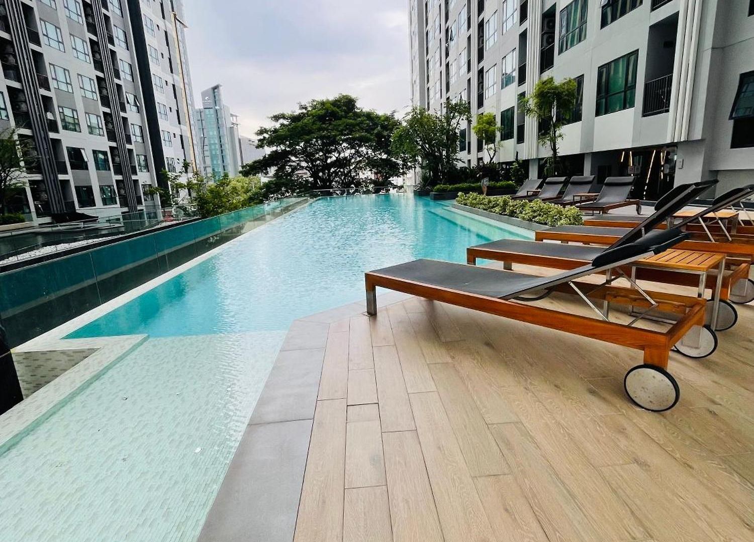 อพาร์ทเม้น The Base 27 By Numam *