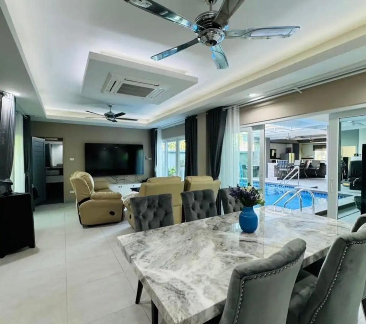 Michelle House Pool วิลล่า