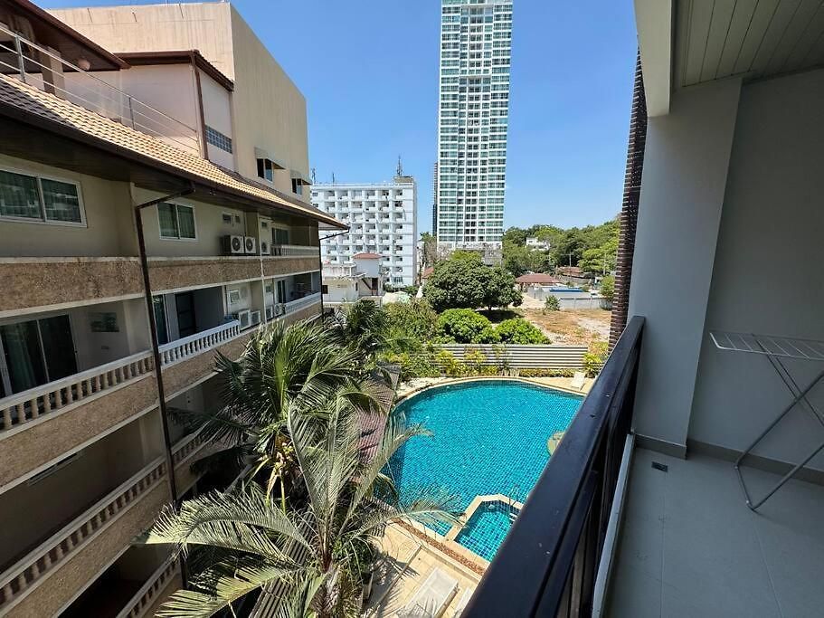 The Clubhouse By Psr Apartment Pattaya