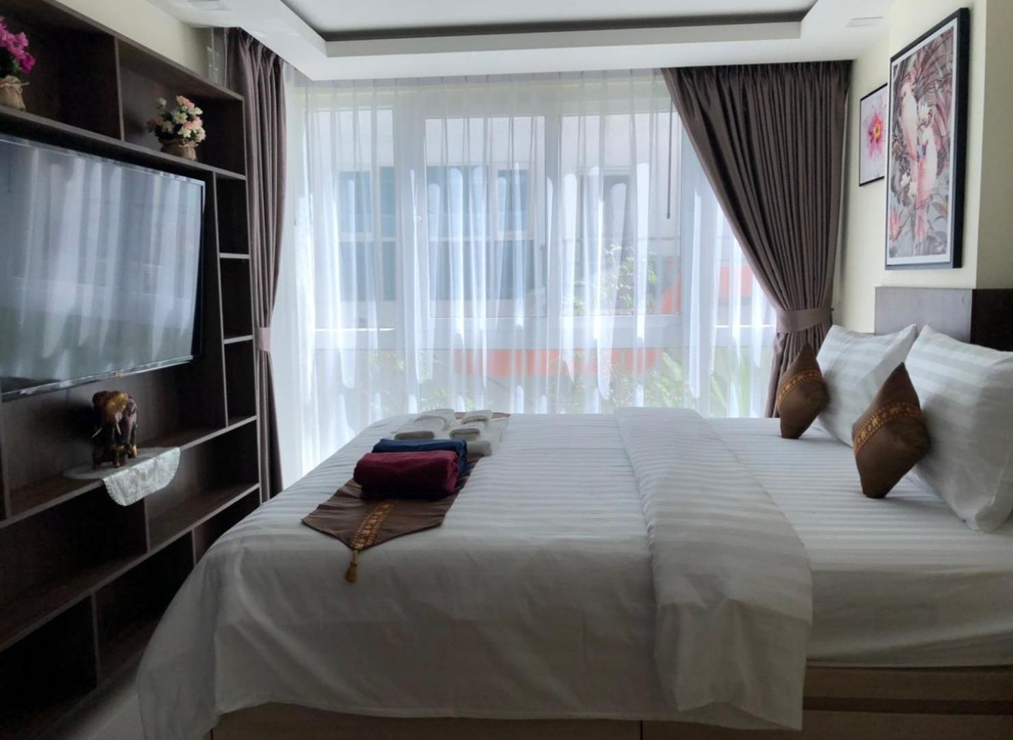 Apartment Luxury Business Suits In Grand Avenue By Estates Pattaya