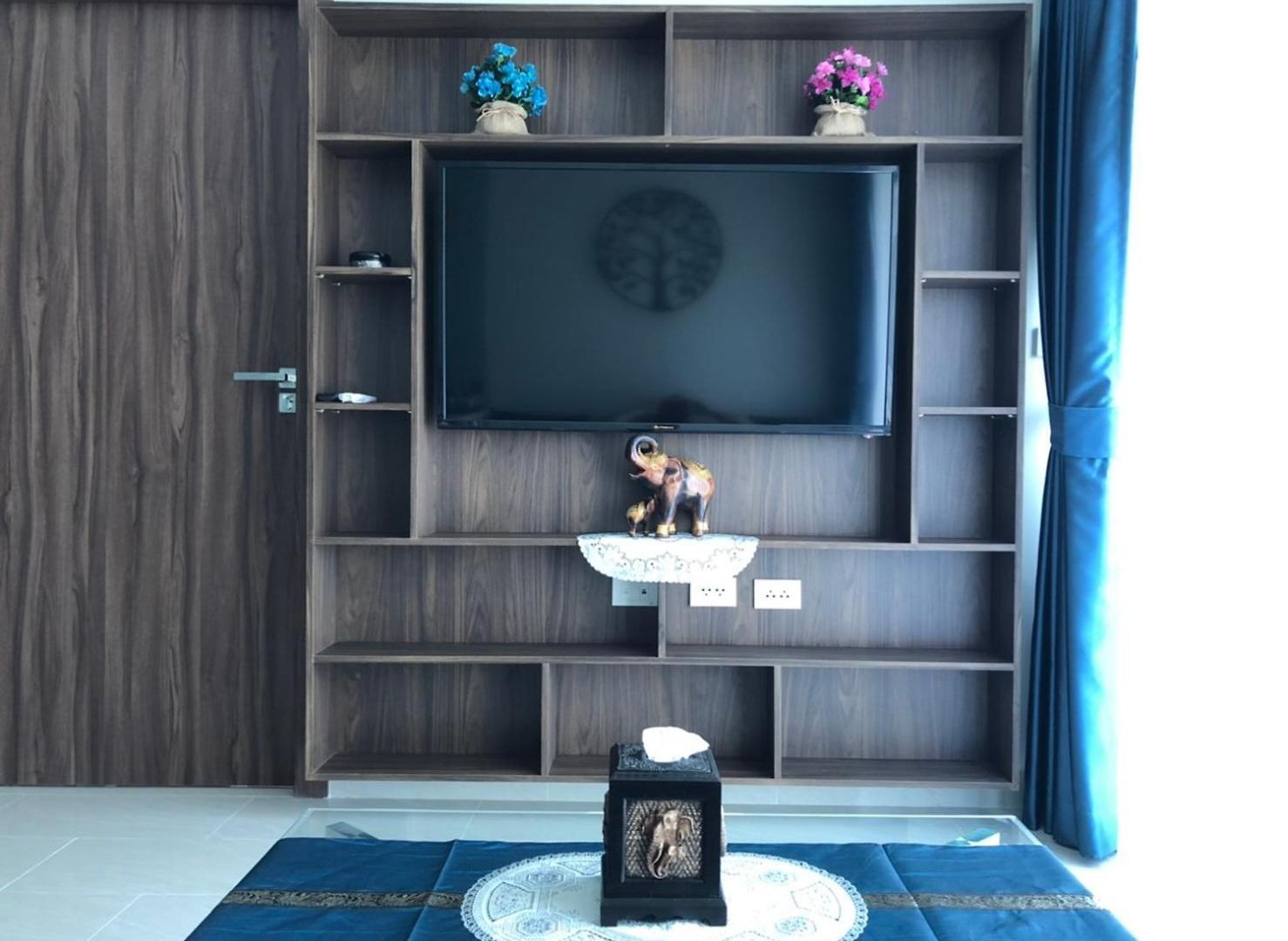 Luxury Business Suits In Grand Avenue By Estates Pattaya