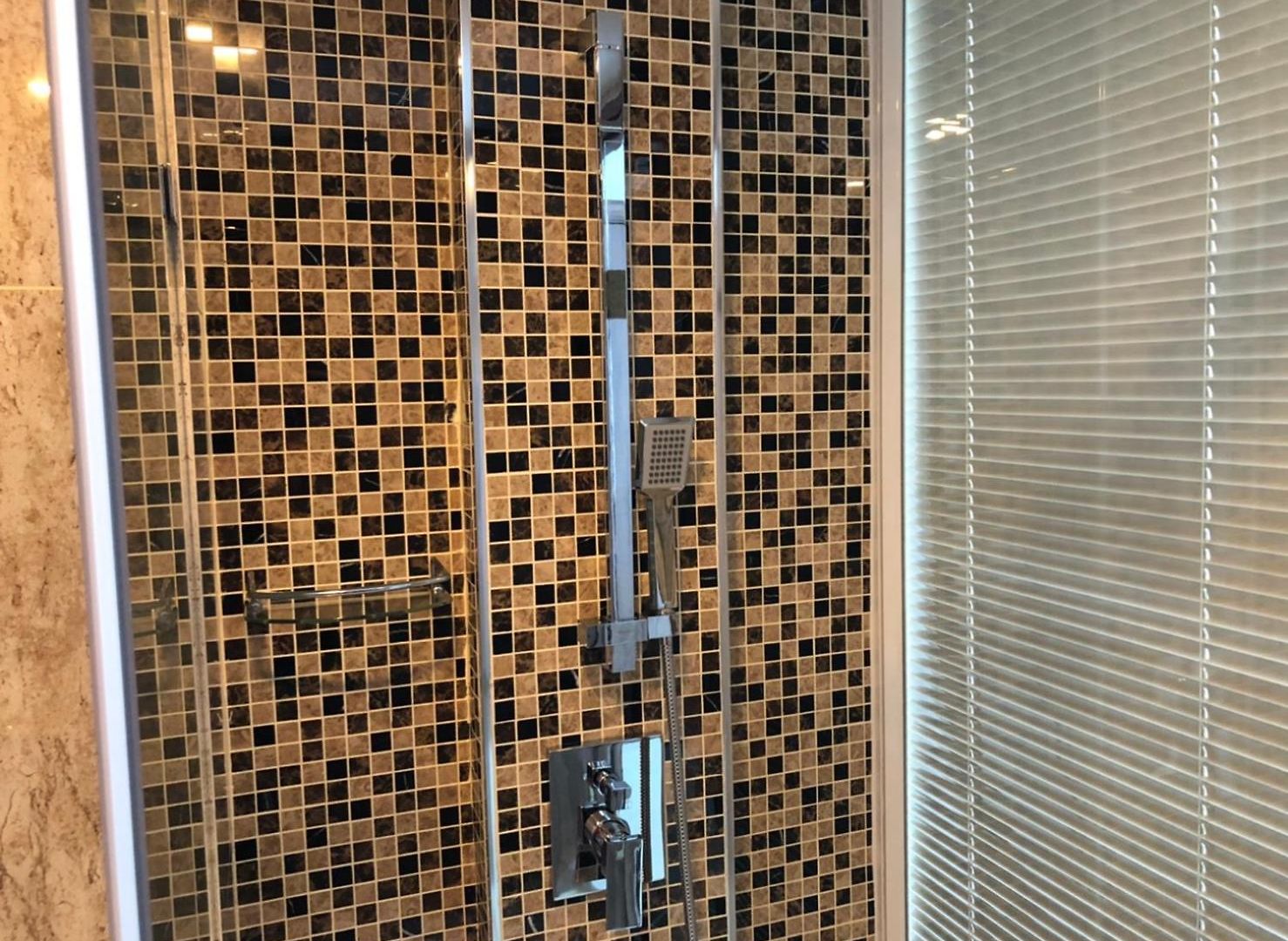 Luxury Business Suits In Grand Avenue By Estates Apartment