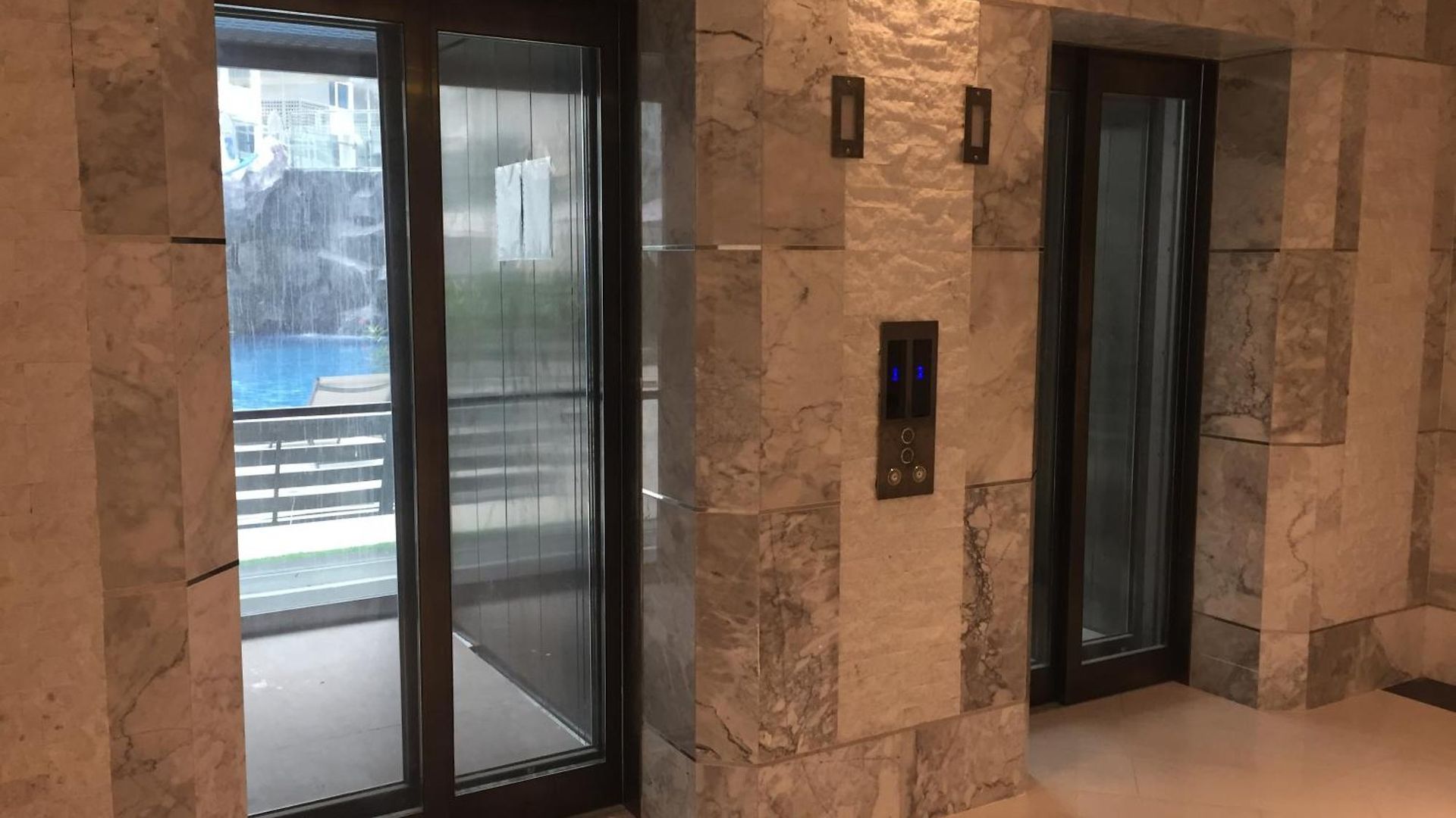Luxury Business Suits In Grand Avenue By Estates Apartment Pattaya