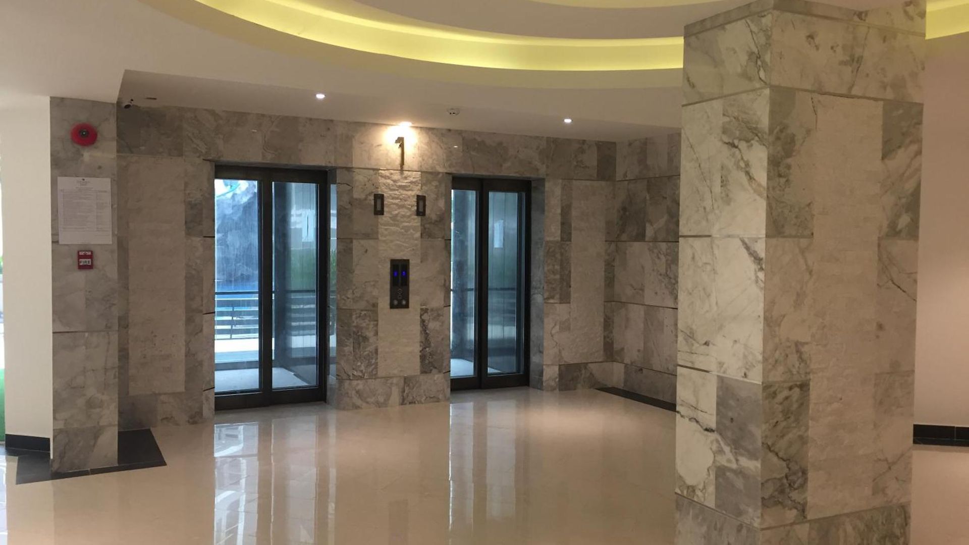 Apartment Luxury Business Suits In Grand Avenue By Estates *