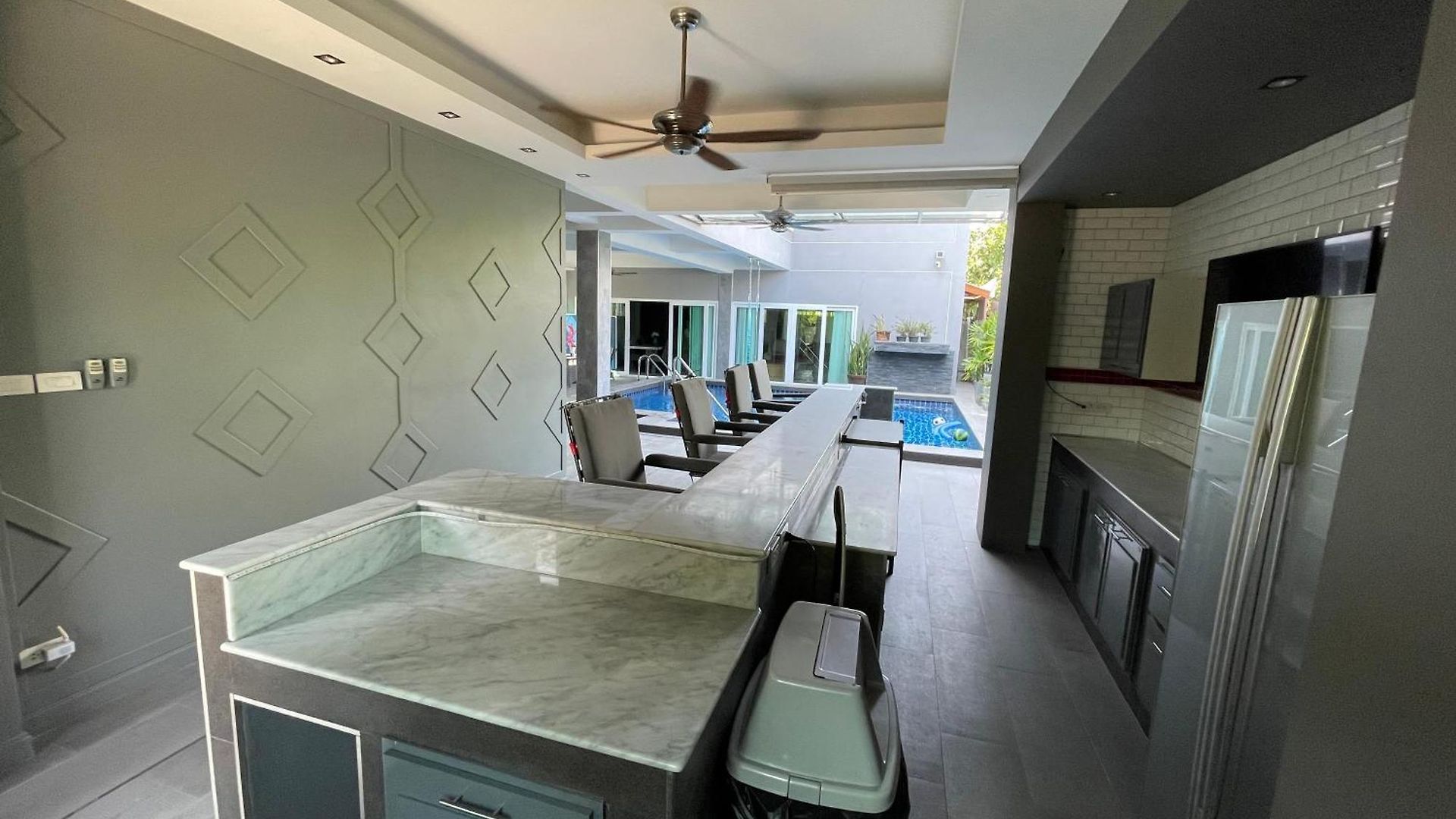 Michelle House Pool วิลล่า