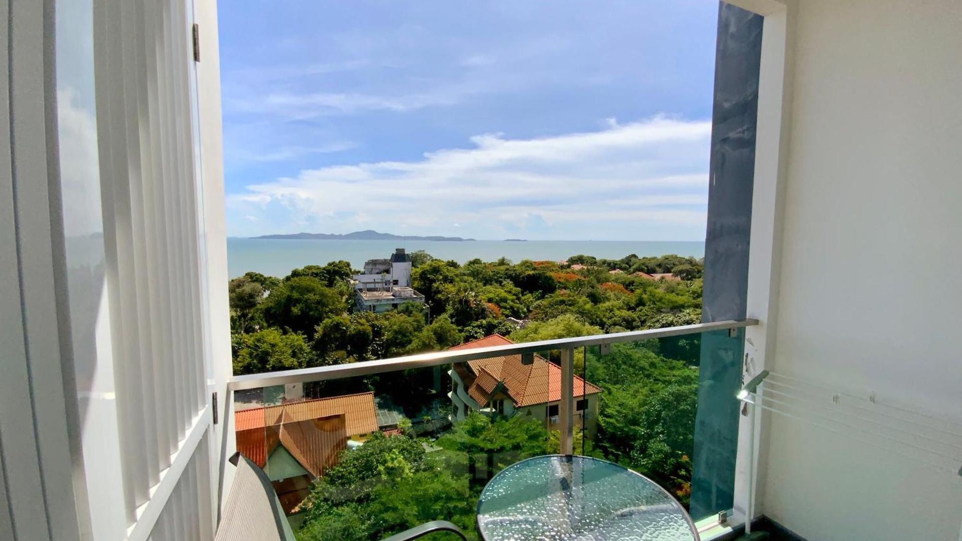 One Tower 16 By Thaiminatorpattaya อพาร์ทเม้น Pattaya