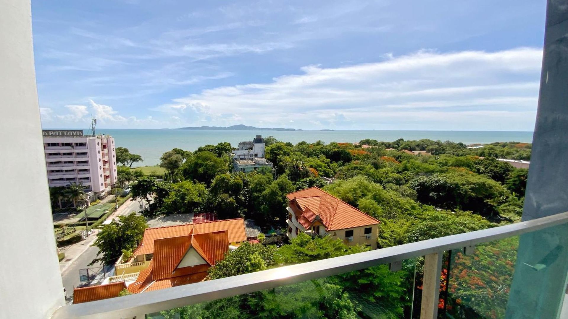 One Tower 16 By Thaiminatorpattaya อพาร์ทเม้น *