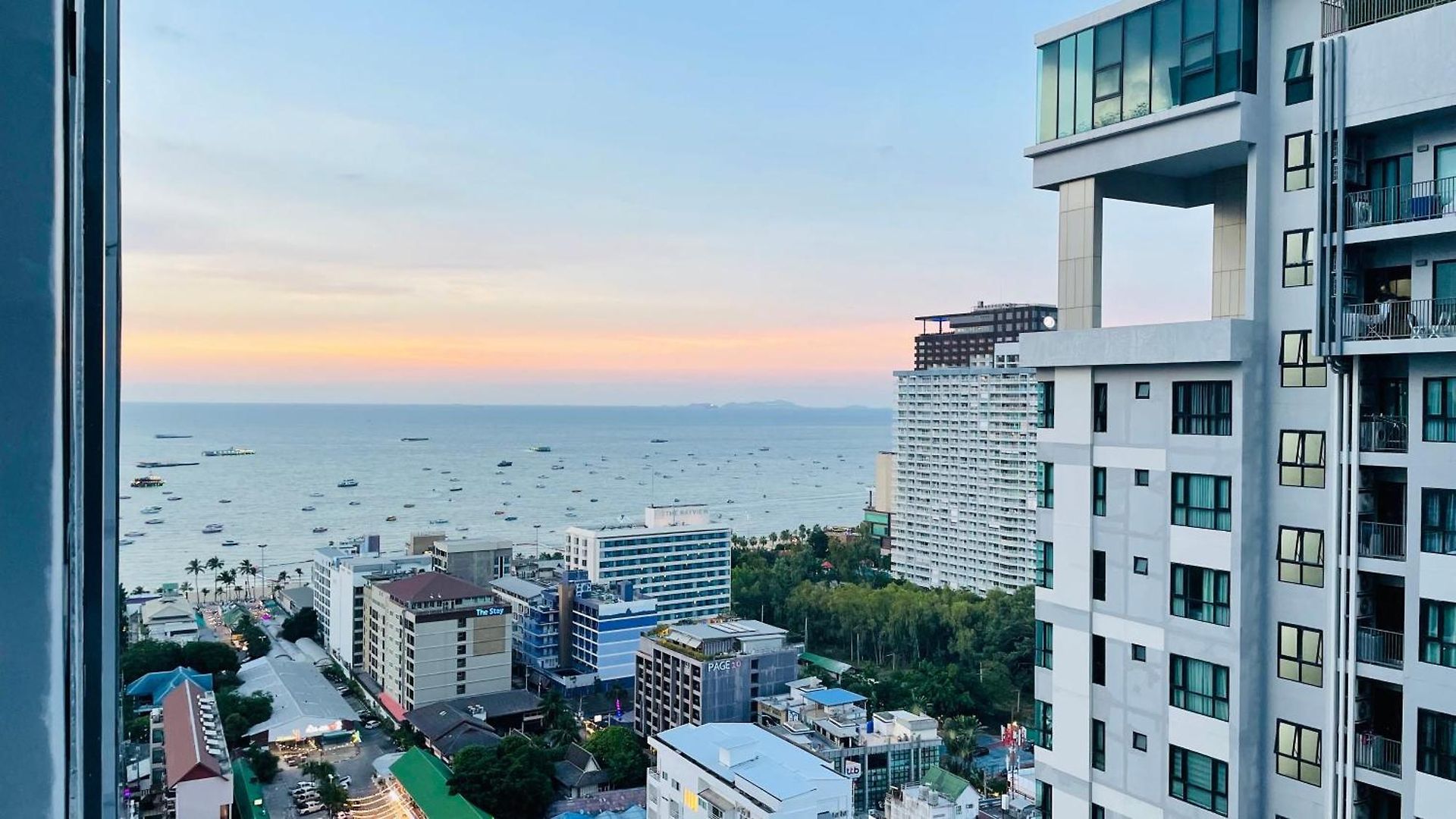 The Base 475 By Numam อพาร์ทเม้น Pattaya