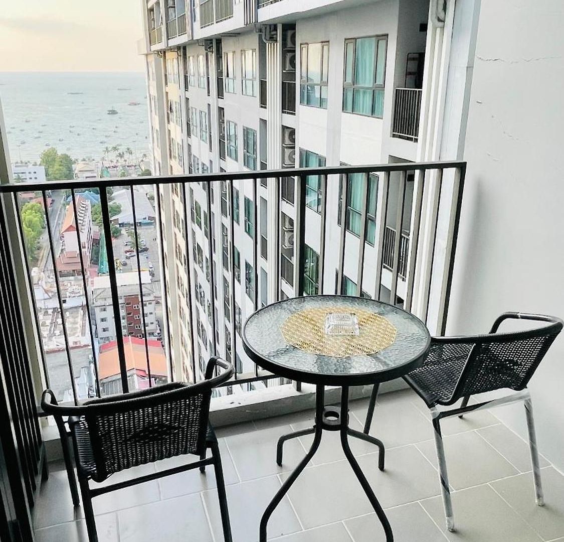 The Base 2 Bed 2 Bath By Pupu * Pattaya