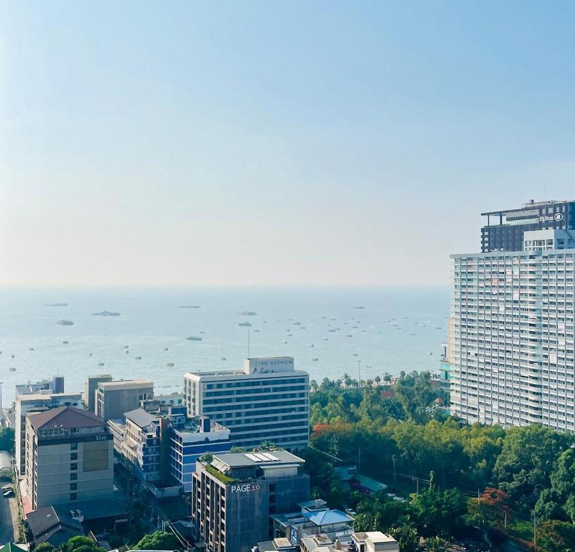 The Base 1098 By Numam Pattaya