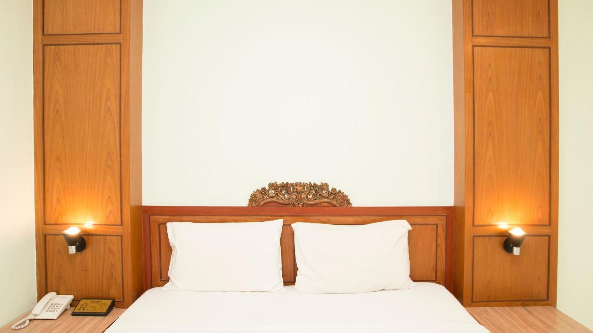 โรงแรม S Formally Sabai 3*