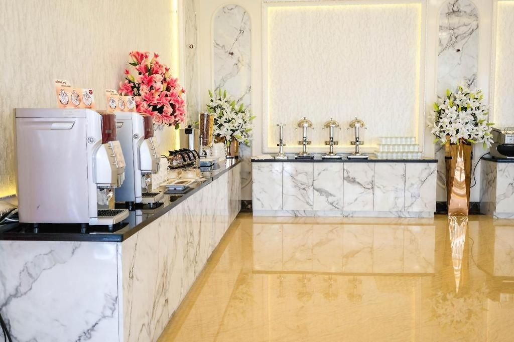 โรงแรม Lk Grand Empire 5*