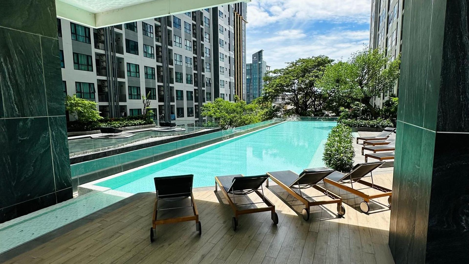 The Base At * Pattaya