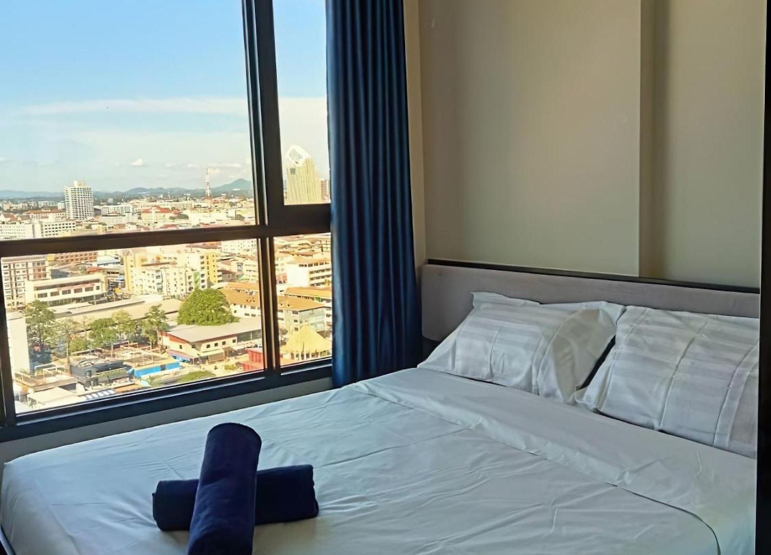 Location In Pattaya, Sky Pool & Infinity Edge * Pattaya