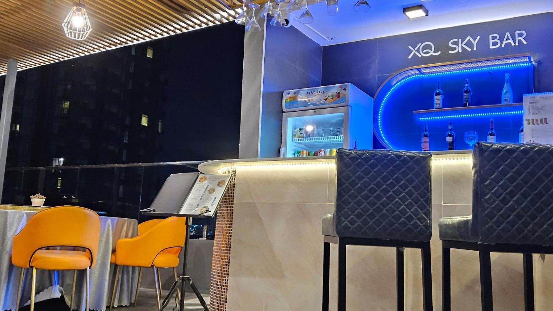 โรงแรม Xq 4*