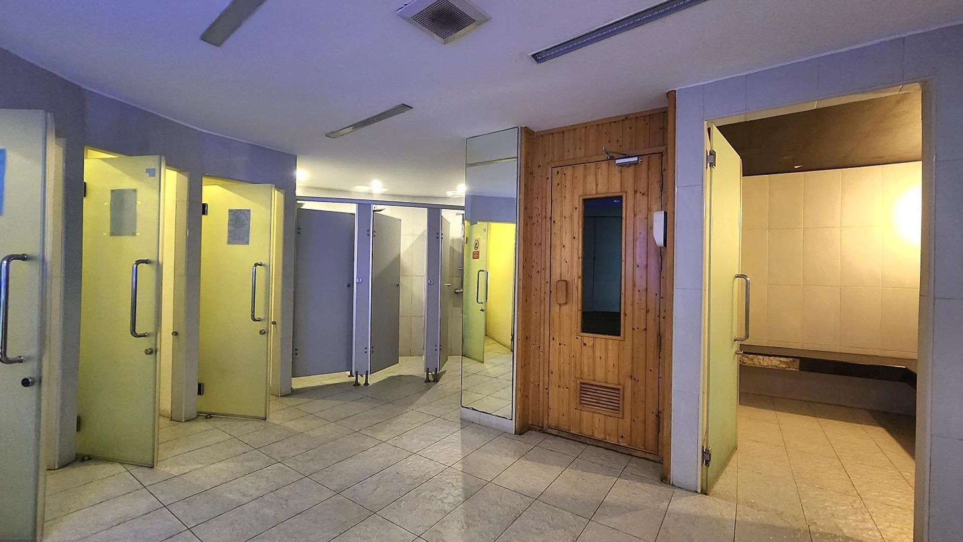 Apartment Center Ccr *
