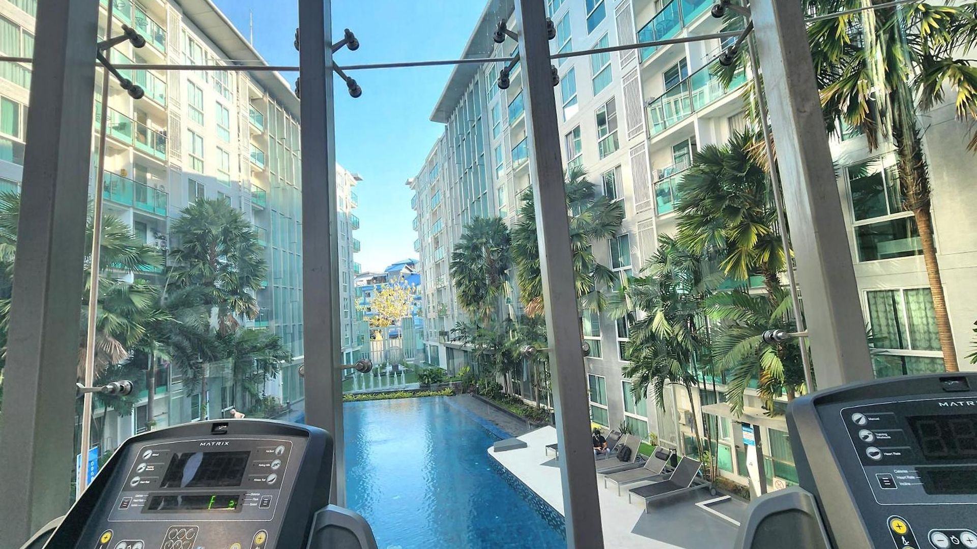 Apartment Center Ccr