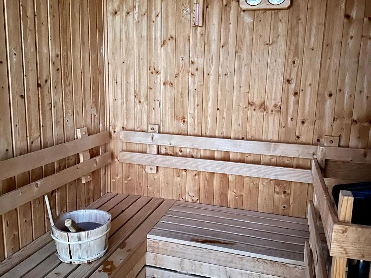 Private In Near Festival #77 Apartment *