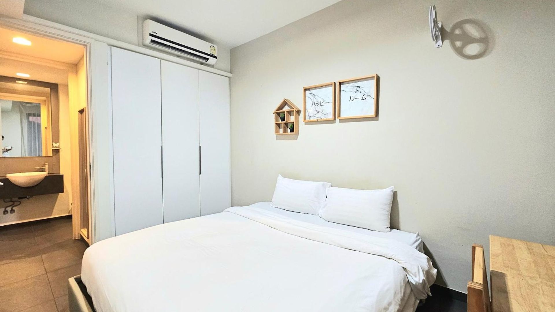 Unixx By The Sea อพาร์ทเม้น Pattaya