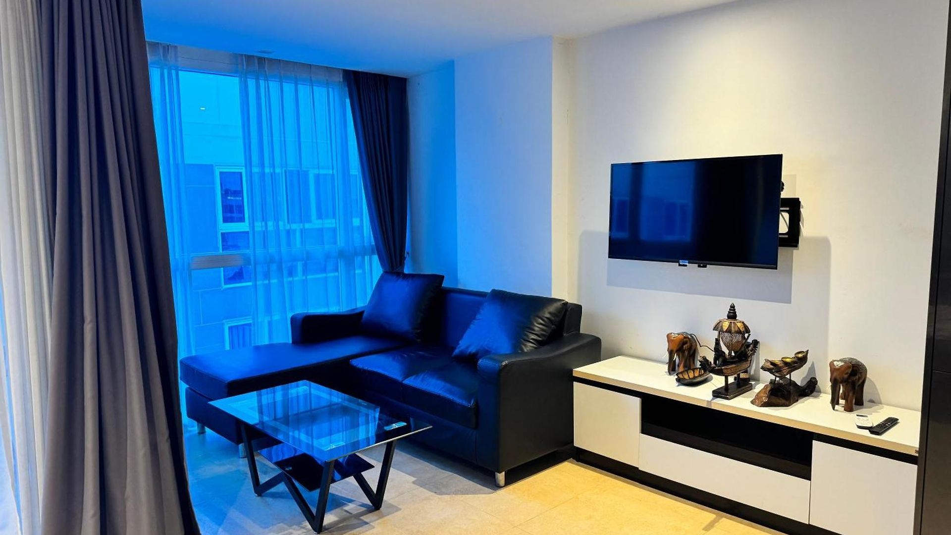 อพาร์ทเม้น Centara Avenue Residences 8th Floor Smart Tv Pattaya