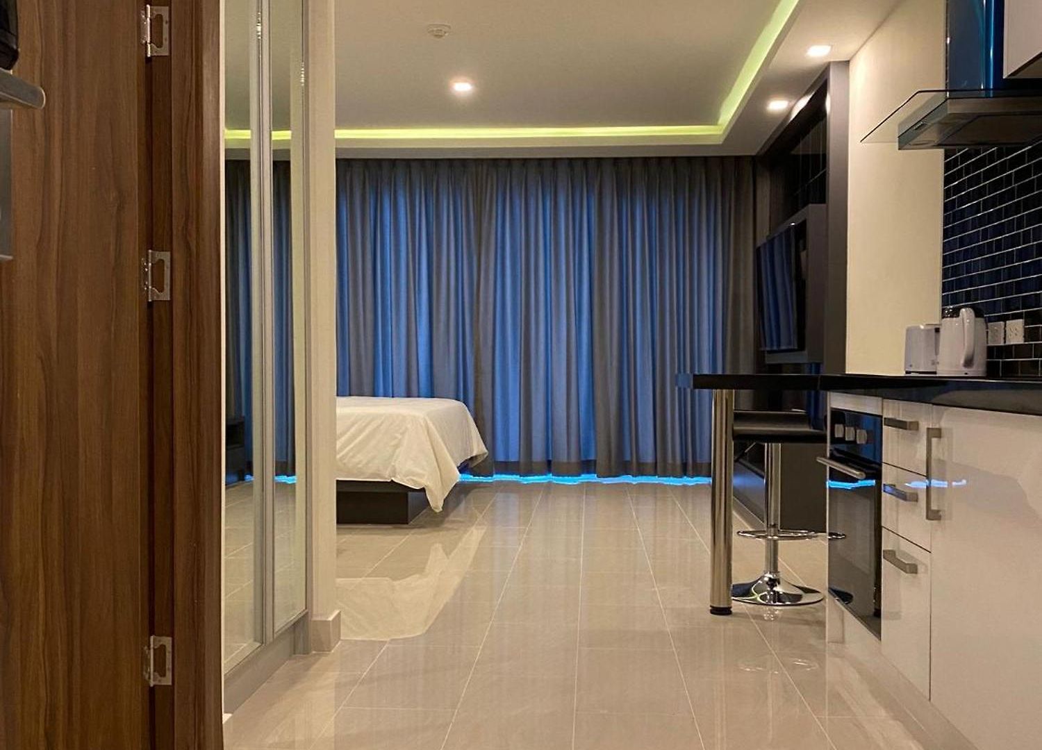 Grand Avenue By Bormon * Pattaya