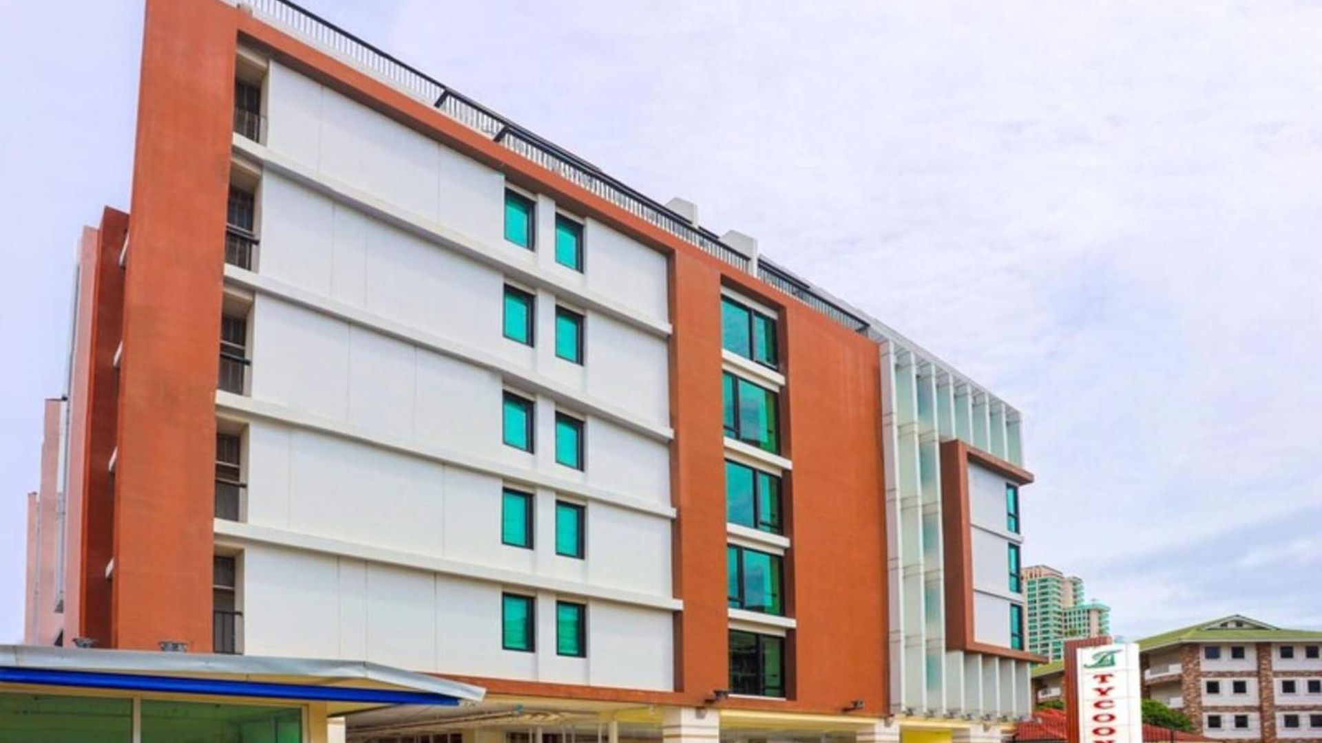 โรงแรม Tycoon Pattaya