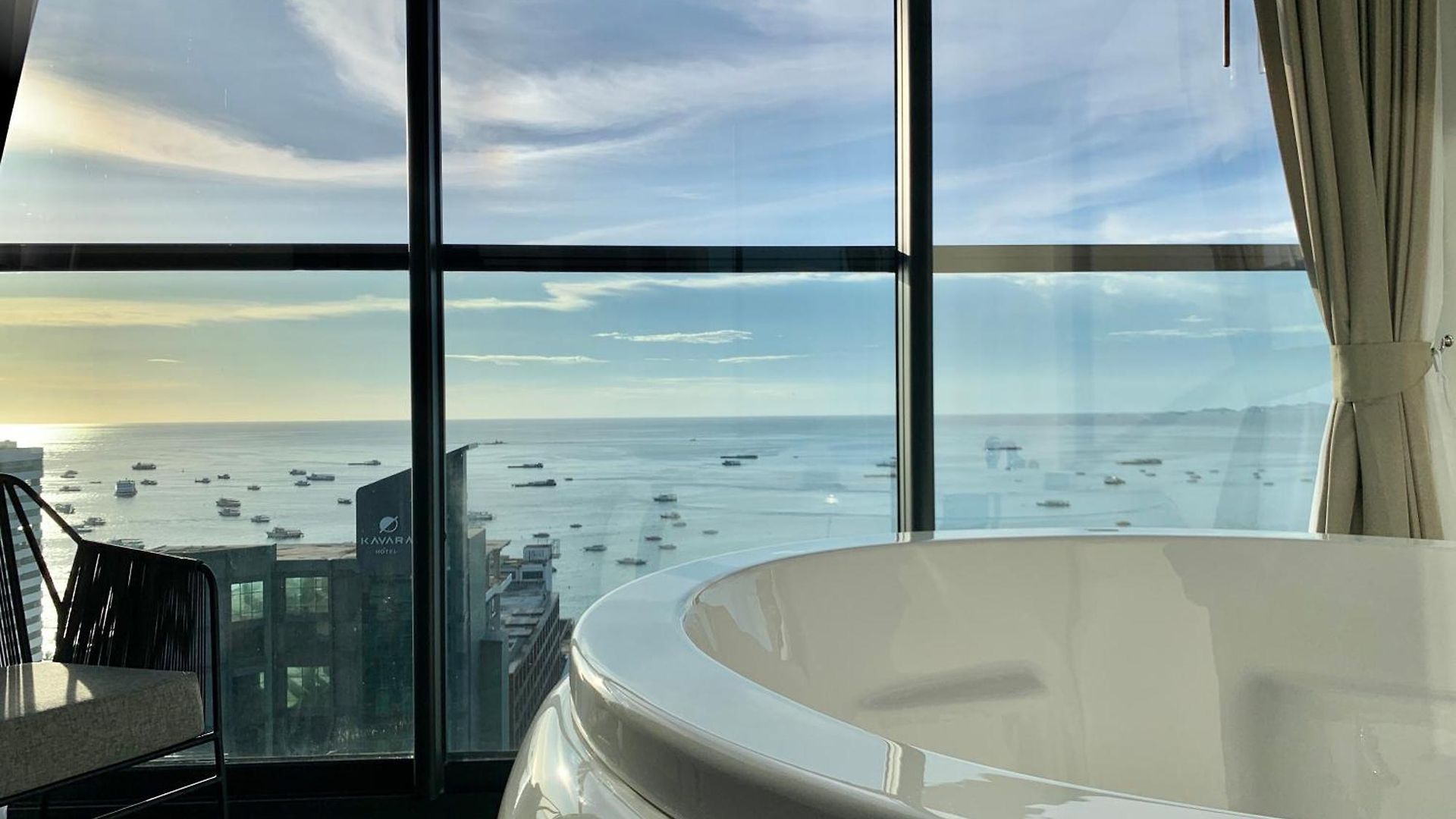 Edge Pty Luxury Front Seaview 2bedroom