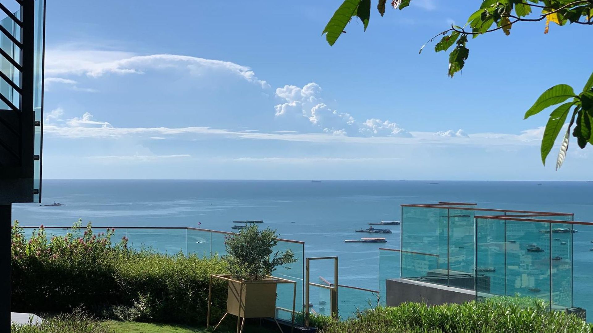 Edge Pty Luxury Front Seaview 2bedroom อพาร์ทเม้น
