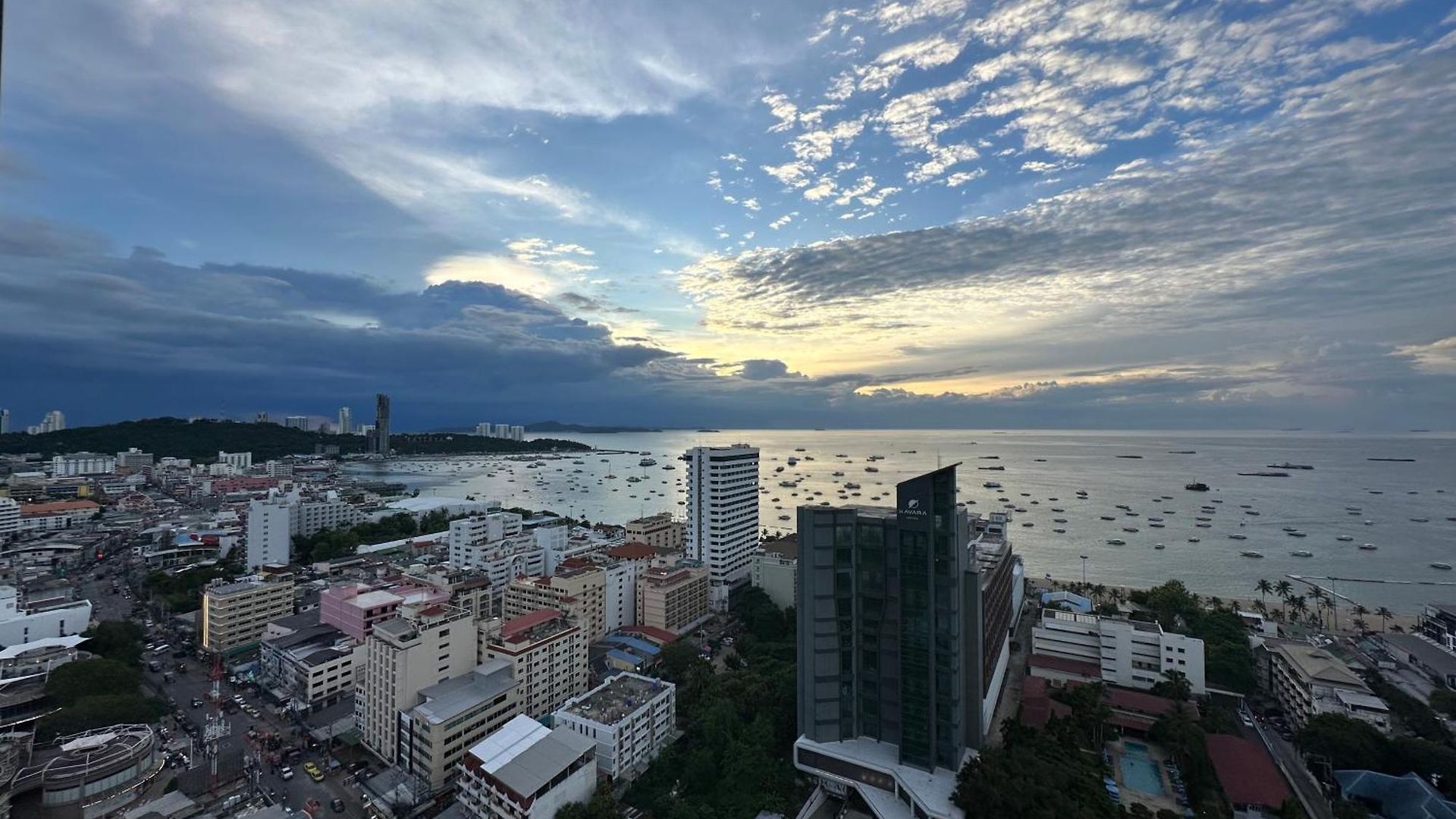 Edge Pty Luxury Front Seaview 2bedroom