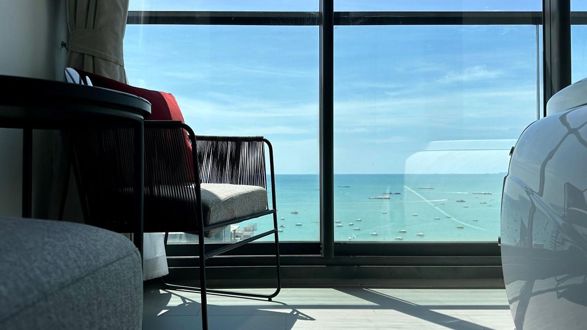 Edge Pty Luxury Front Seaview 2bedroom * Pattaya
