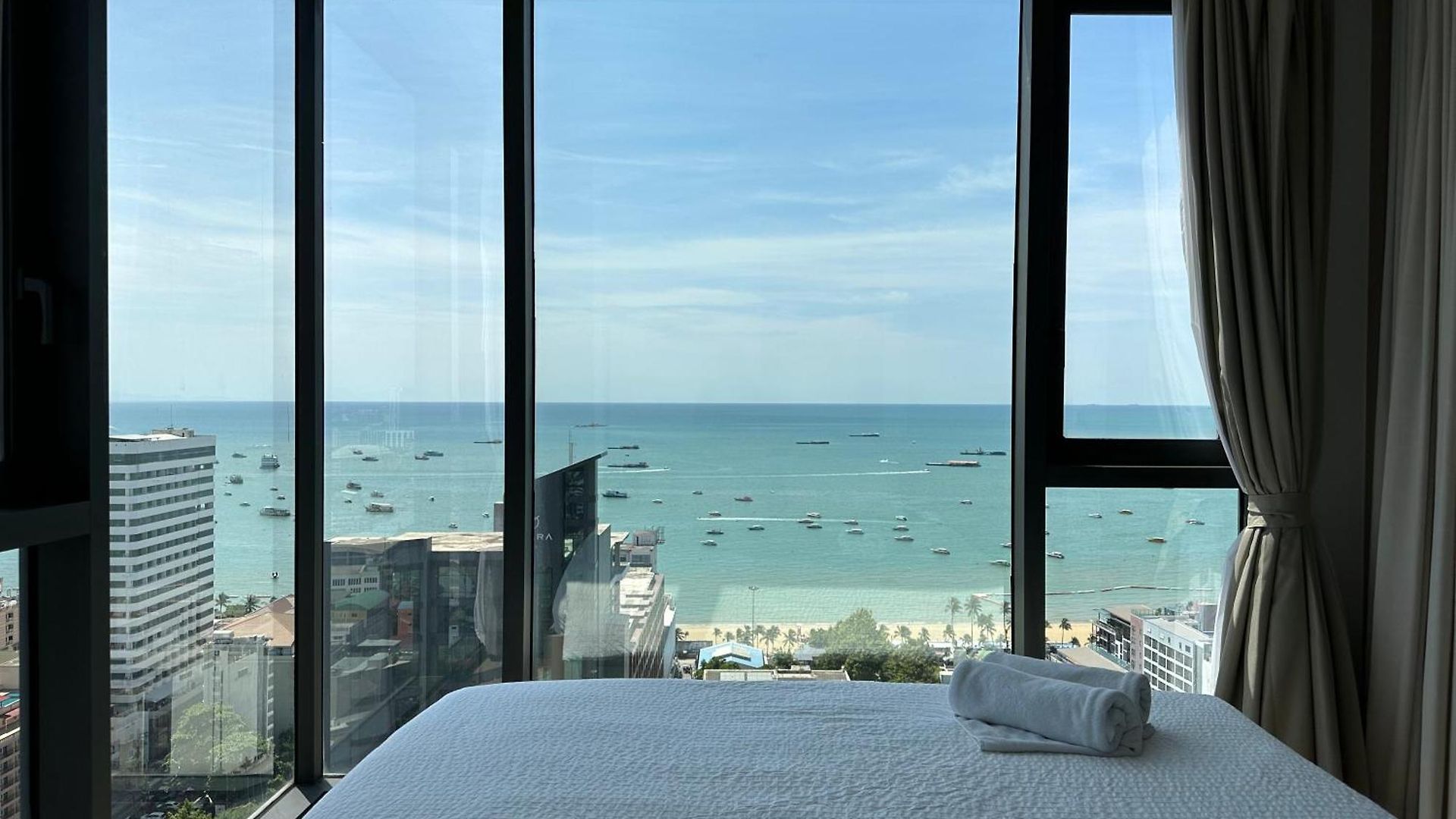 Edge Pty Luxury Front Seaview 2bedroom อพาร์ทเม้น *