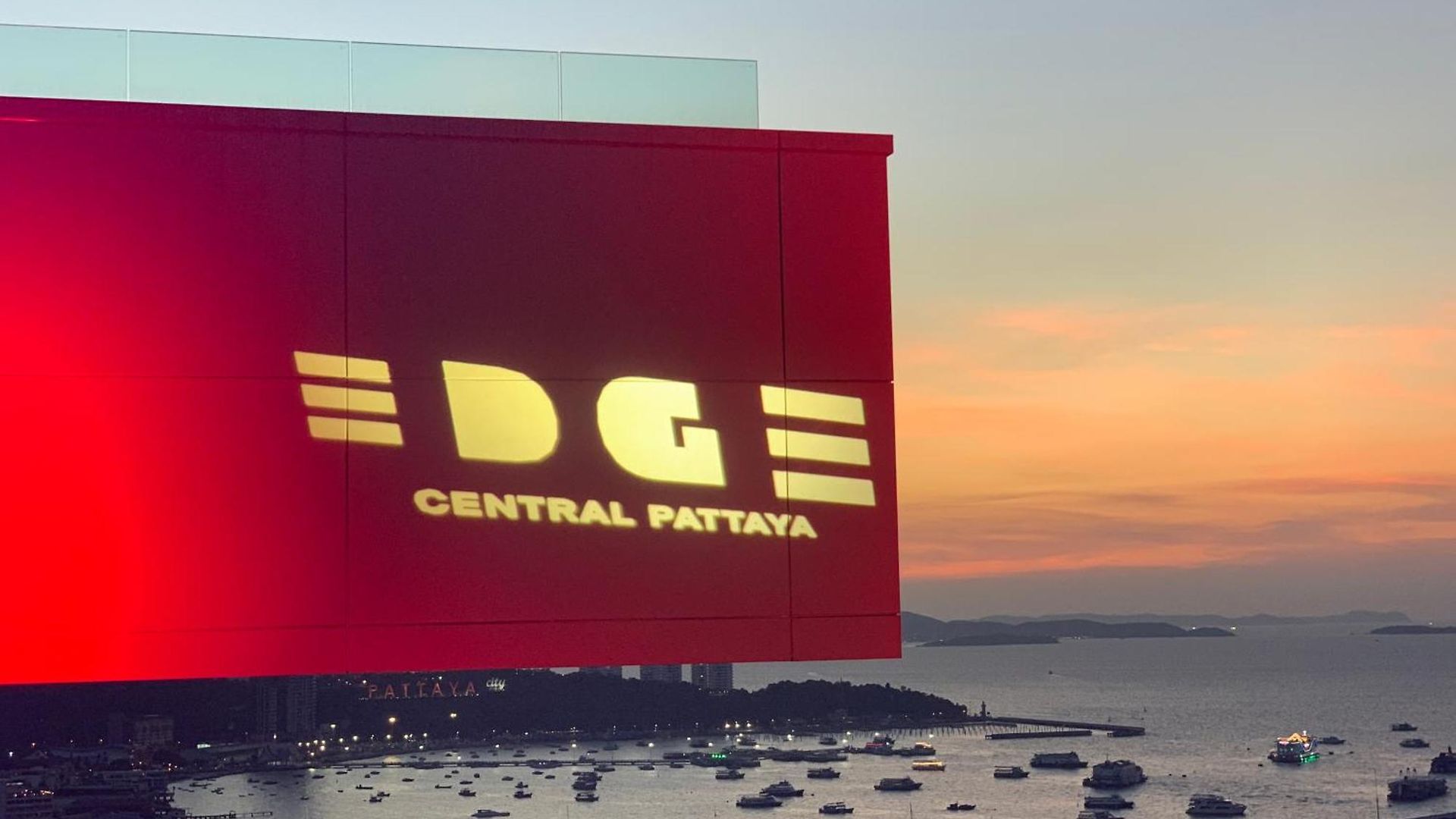 Edge Pty Luxury Front Seaview 2bedroom อพาร์ทเม้น *