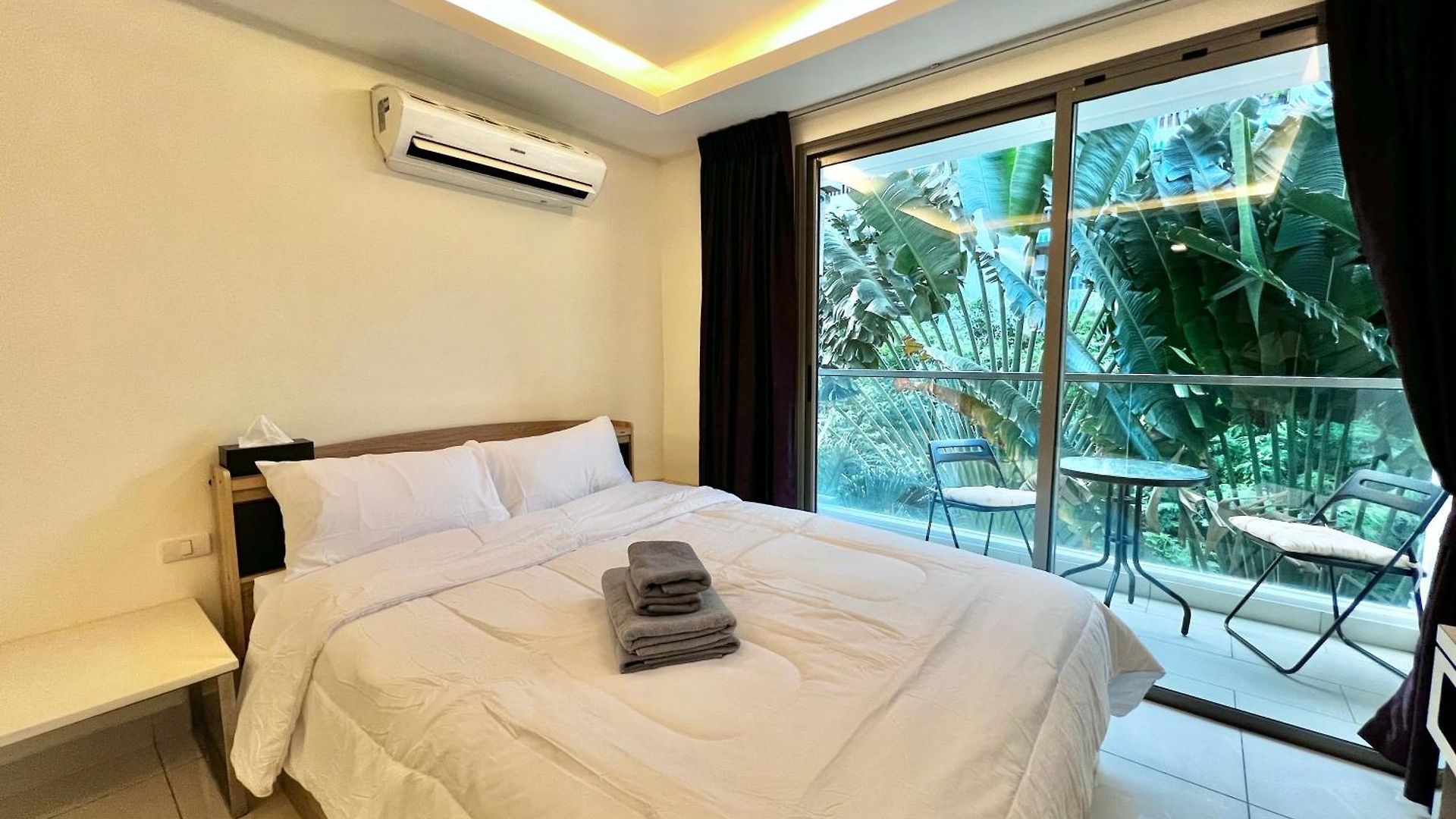 Laguna Bay Ii - C316 Comfortable On Praatamnak Hill Near The Sea Apartment Pattaya