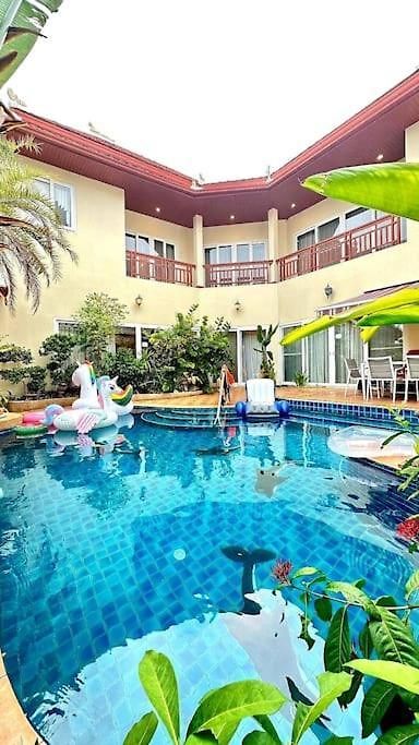 Villa Luxury Garden Pool Near & Walking Street
