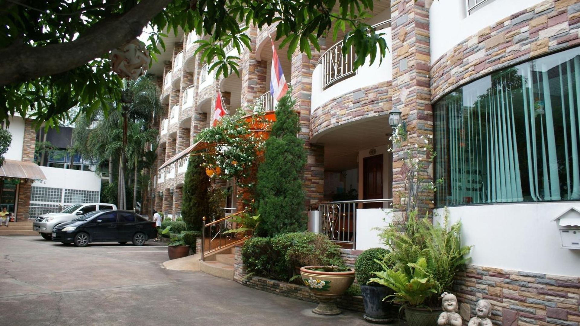 Selina Place Hotel Pattaya
