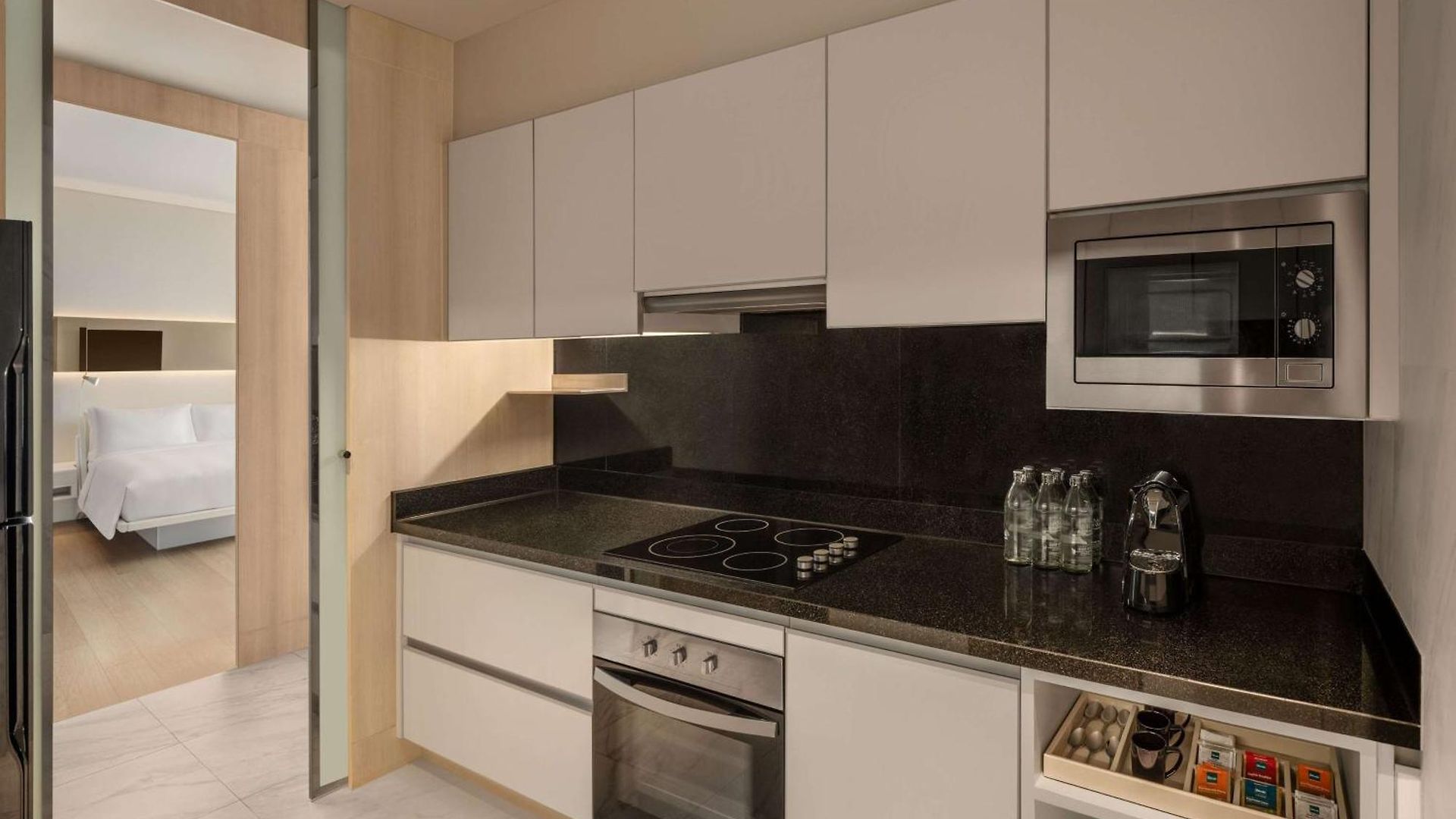 รีสอร์ท โรงแรมฮิลตัน พัทยา - Sha Extra 5*