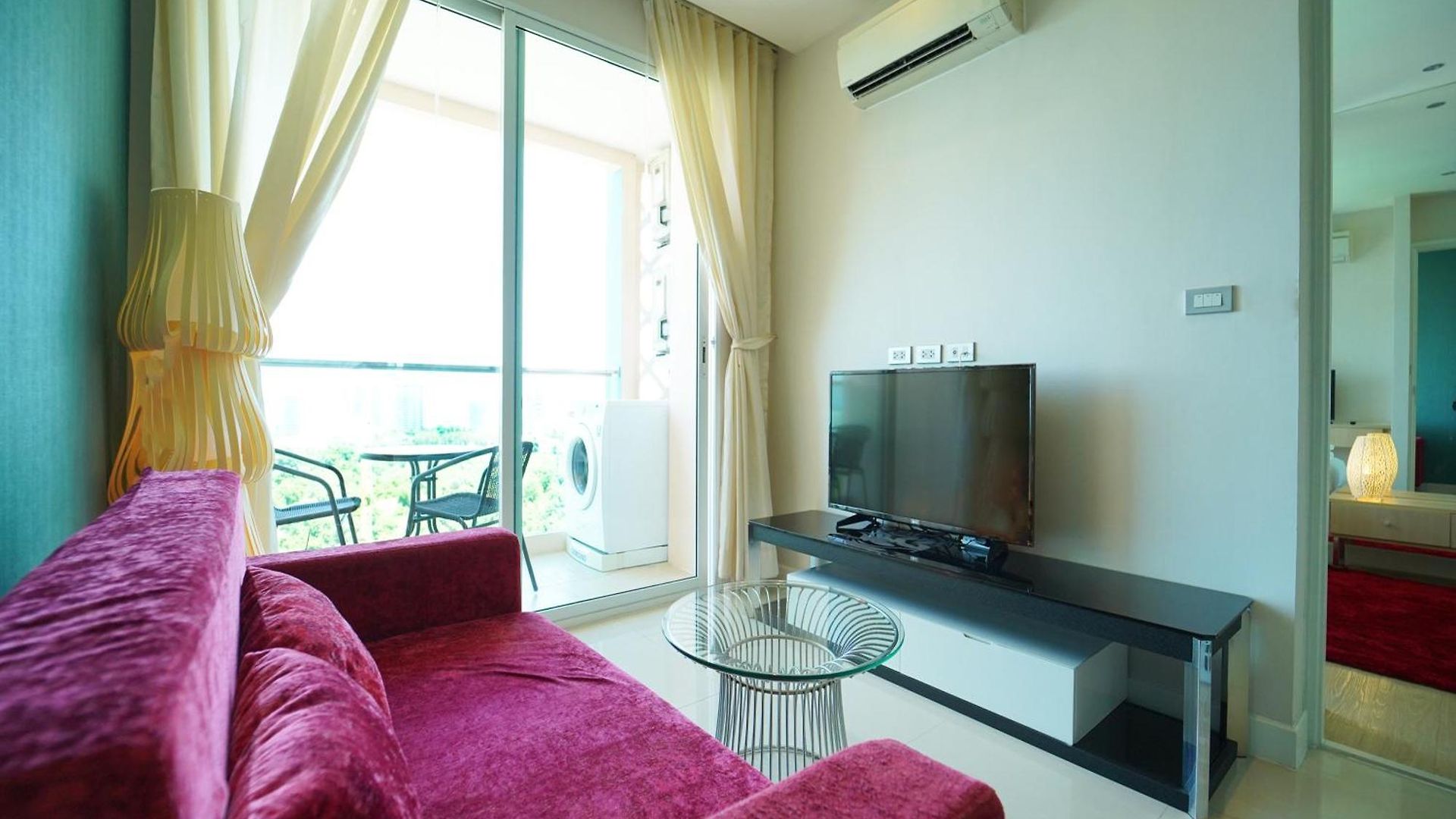 Pattaya Jomtien Apartments L Guest Friendly L Waterpark Gym Sauna Jacuzzi อพาร์ทเม้น