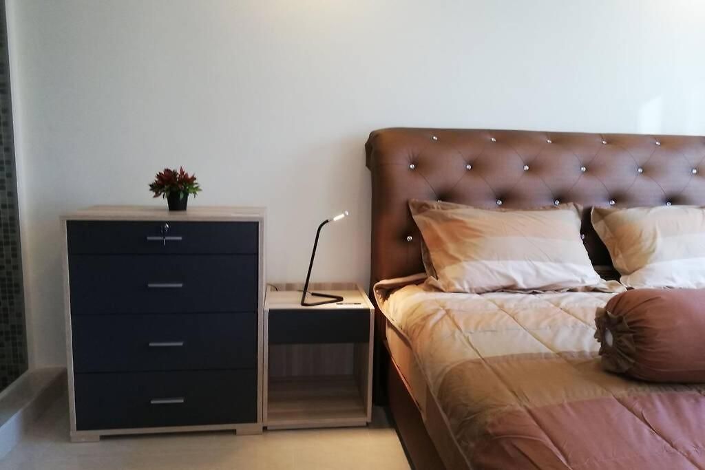 Grand Avenue 1 Bedroom อพาร์ทเม้น *