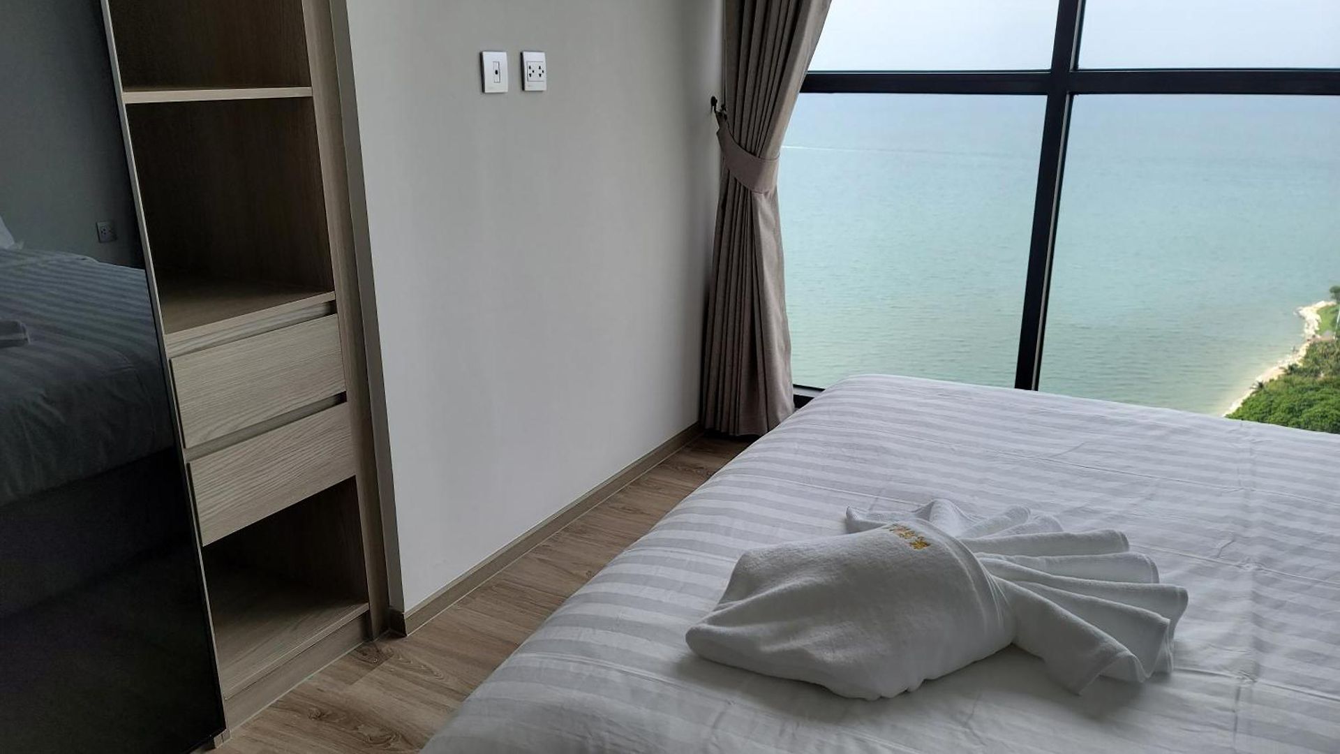 The Andromeda Seaview อพาร์ทเม้น Pattaya