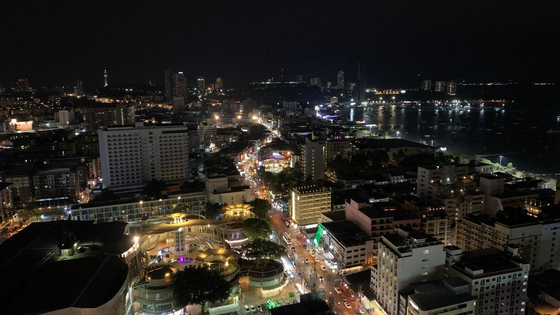 Edge * Pattaya